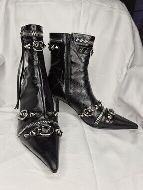 Jeffrey Campbell ALT-Rock Black Leather Studded Ankle Boots Sz 8